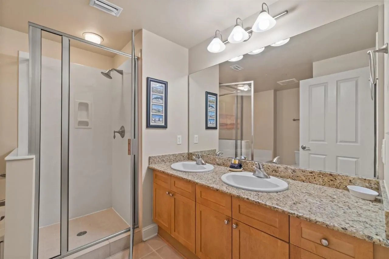 Beautiful 5Th Floor Aqua Resort Unit With Direct Ocean Views, Sleeps 8! Panama City Beach 0*,