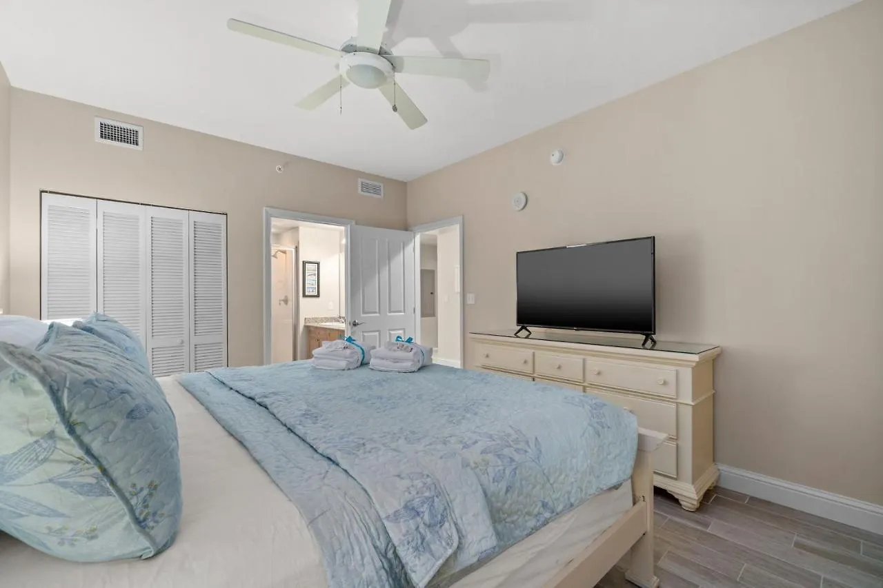 Beautiful 5Th Floor Aqua Resort Unit With Direct Ocean Views, Sleeps 8! Panama City Beach Holiday home